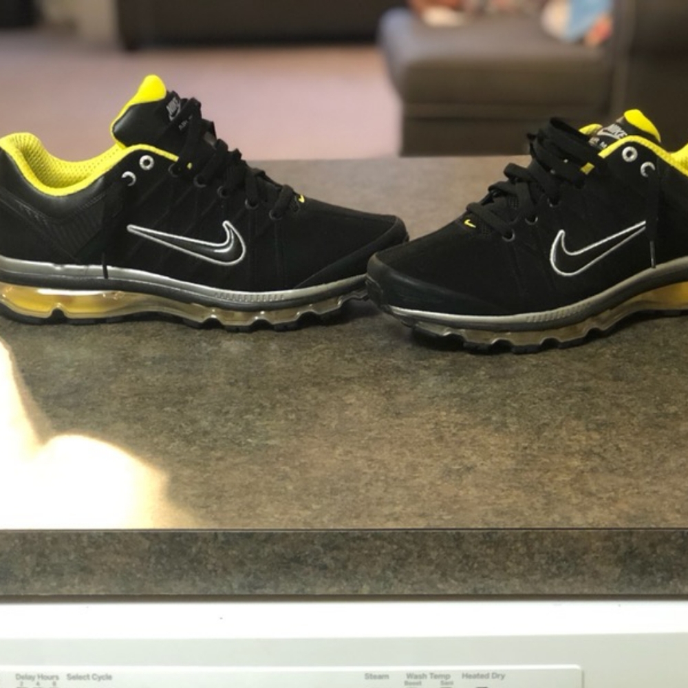 Nike Sneakers